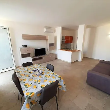 La Perla Bianca Luxury Villa *